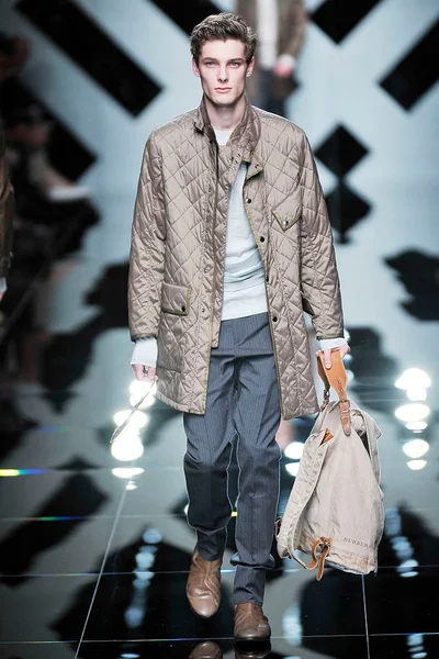 Look 2